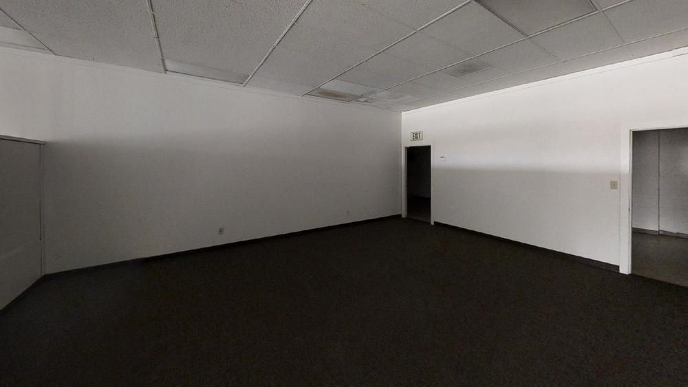Move-In Ready Retail/Office Storefront @ Downtown Corner: 277 N 5th St, Coalinga, CA 93210